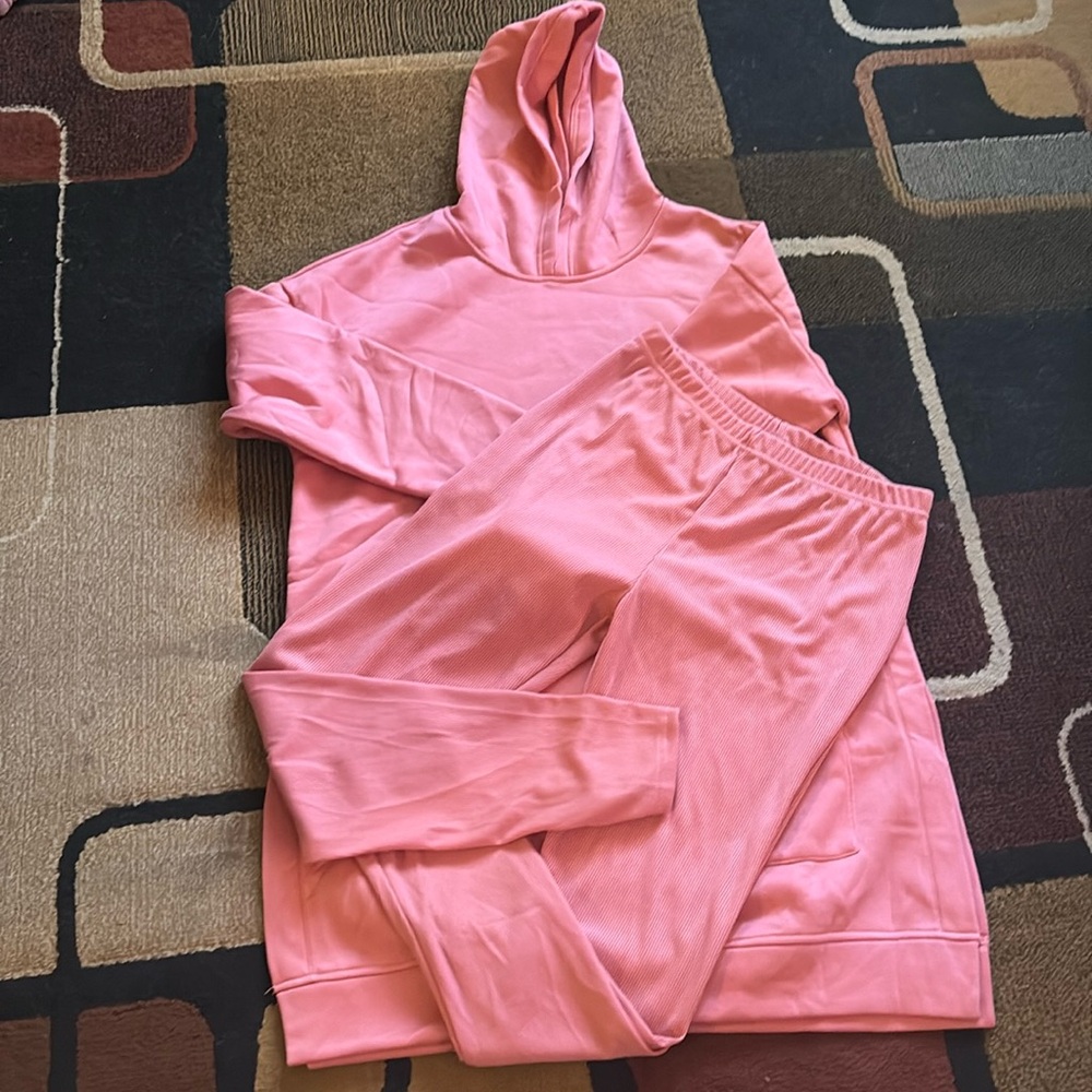 Women’s leggings and hoodie set